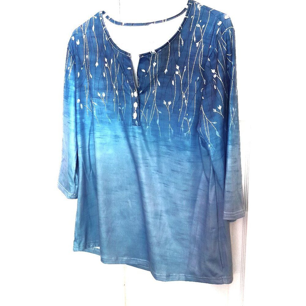 Women Floral Pullover Long Sleeves 3 Frontal Buttons, V Neck, Size Large, Blue